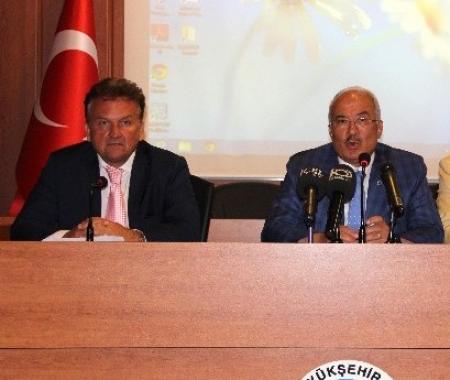 Uluslararası Kardeş Şehirler Turizm Zirvesi Mersin'de