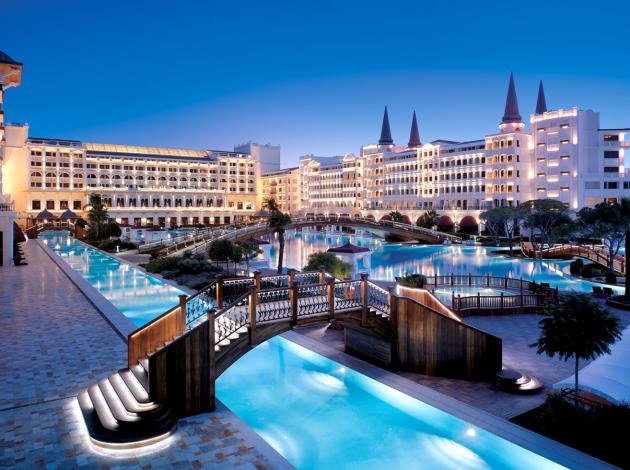 Ünlü otelin fesih davası 5'inci kez ertelendi