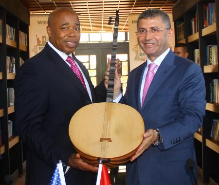 Üsküdar ve Brooklyn Belediyeleri Kardeş Şehir oldu