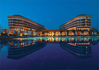 Voyage Belek Golf &Spa'ya 7 ödül...