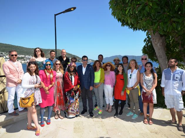 Yabancı gazetecilerden Bodrum’a destek