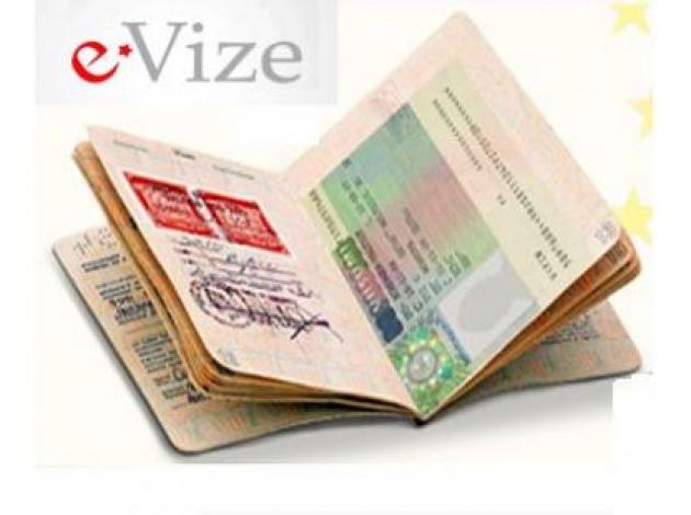 Yabancı turist e-vize'yi tercih ediyor