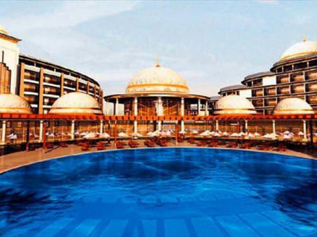 Yalova'ya 12 Kral Daireli otel