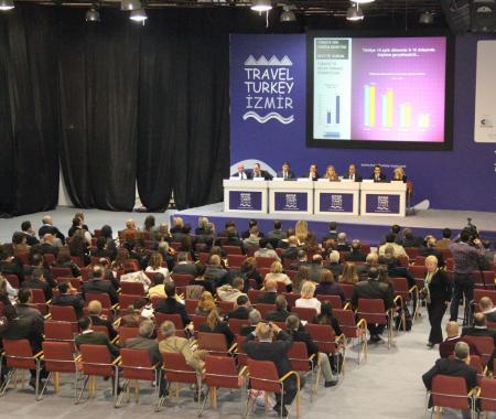 'Yarının Turizmine İzmir Yaklaşımı' konferansı Travel Turkey'de