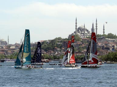 Haliç'te yelken şov başladı… 