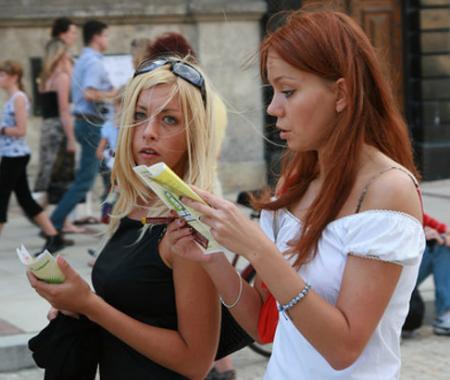 Yunanistan bir günde 3 yıllık vize çıkardı