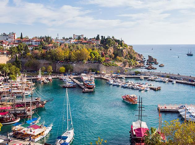 Yurt içinde Antalya yurt dışında Ukrayna